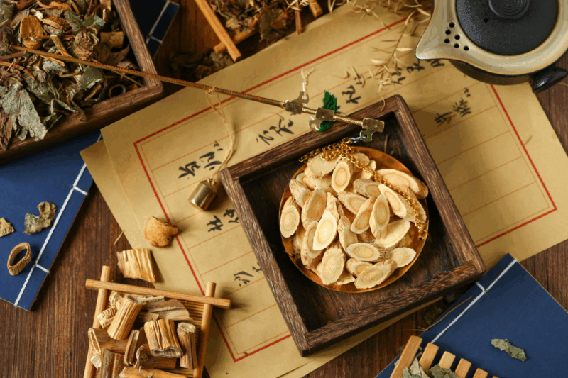 Astragalus: Properties, Benefits, and Uses of This Ancient Healing Herb