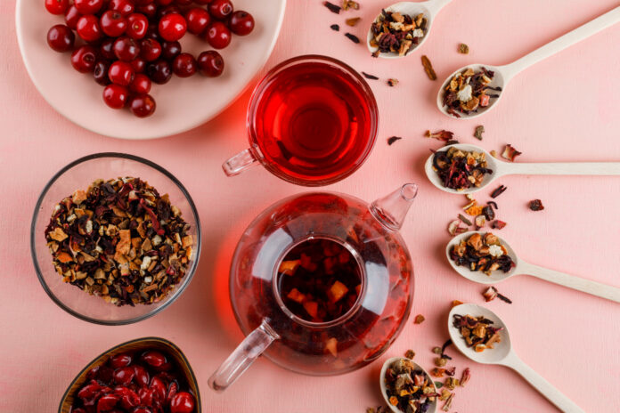 The Benefits of Drinking Berry Tea: A Delicious Path to Wellness