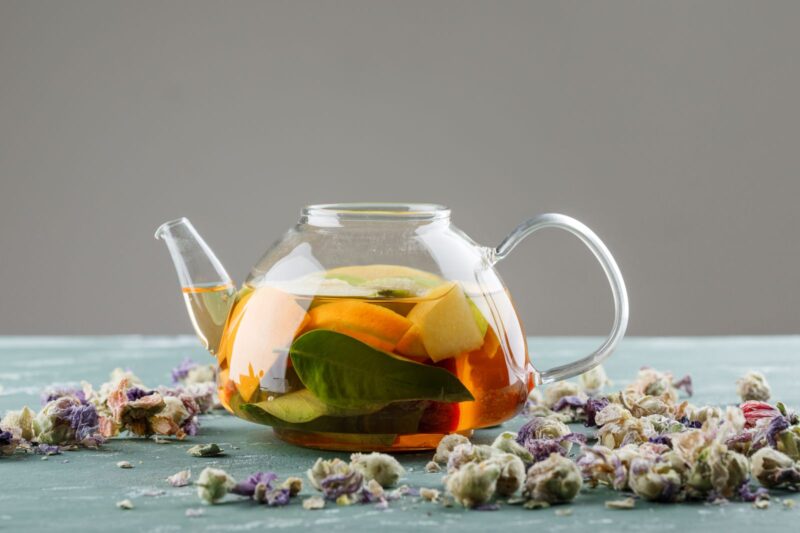 Thorn Tea: Properties, Benefits, and Contraindications of This Wild Herbal Elixir